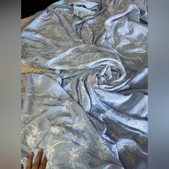 Saree - Picture 6 of 16